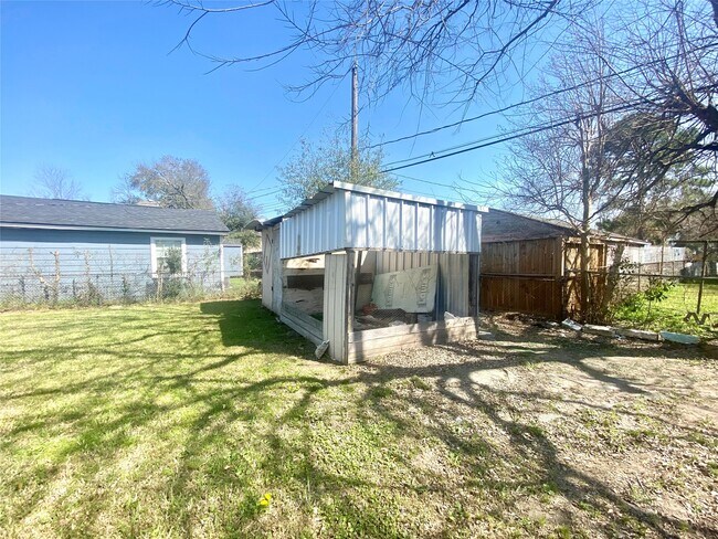 Foto del edificio - 6518 Linden St