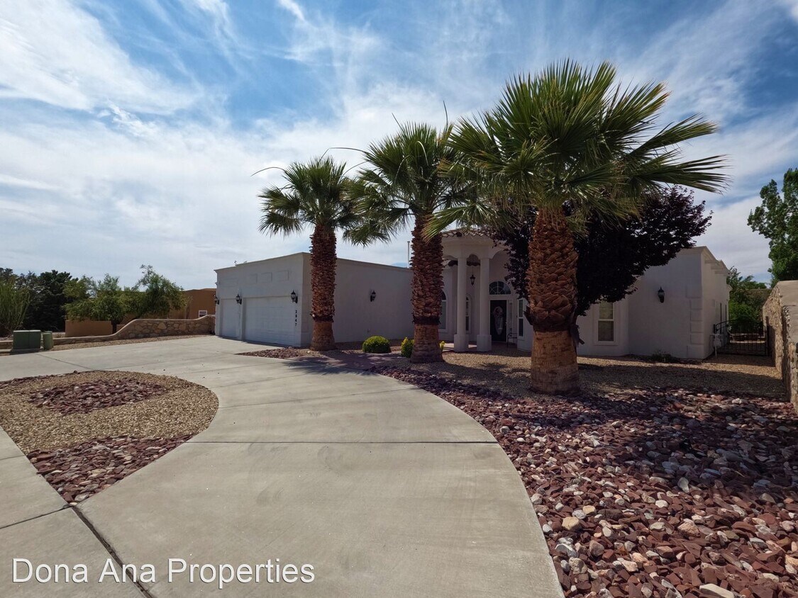 Foto principal - 4 br, 2.5 bath House - 2947 Longbow Loop
