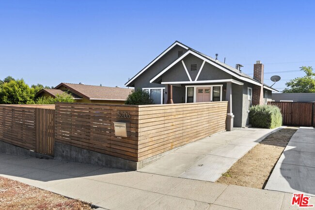 Building Photo - 5206 Almaden Dr