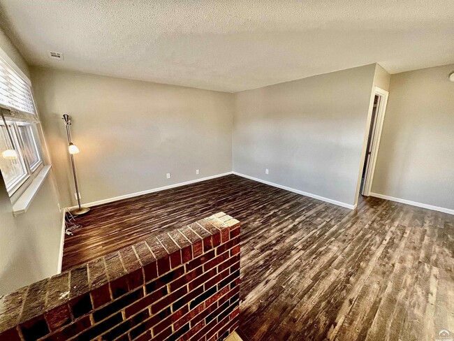 Building Photo - 3710 Brush Creek Dr