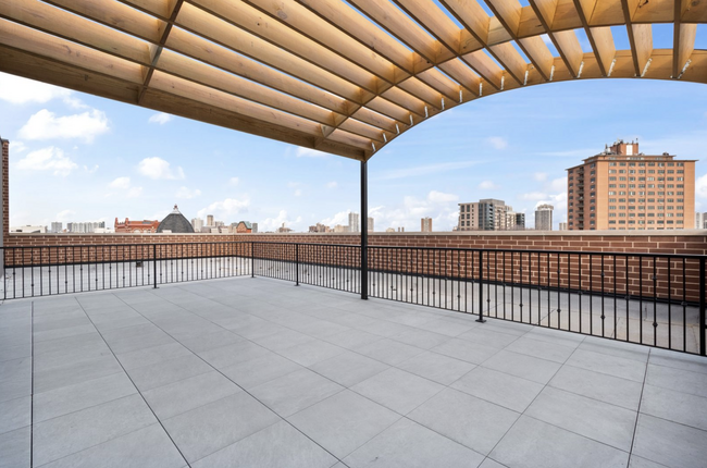 Building Photo - 1530 N Halsted St