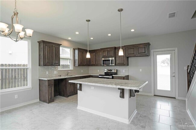 Building Photo - 26 Escondido Pass