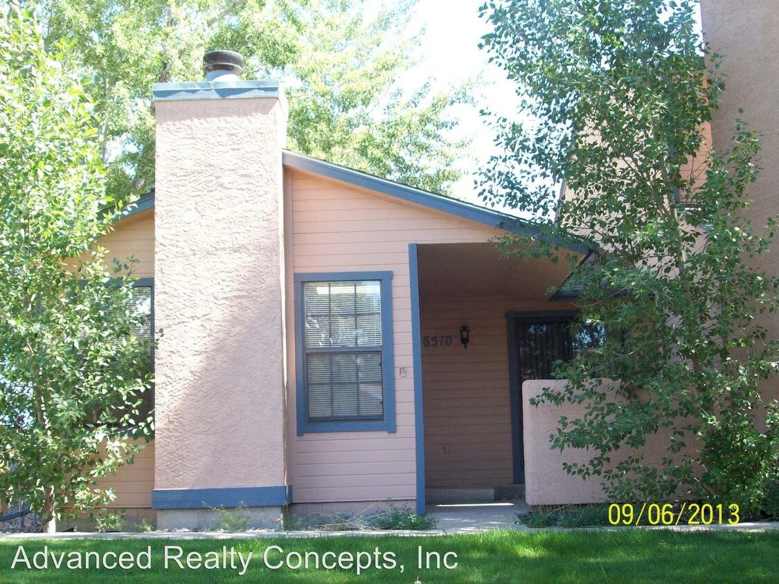 Primary Photo - 2 br, 1 bath House - 6510 Apex Court