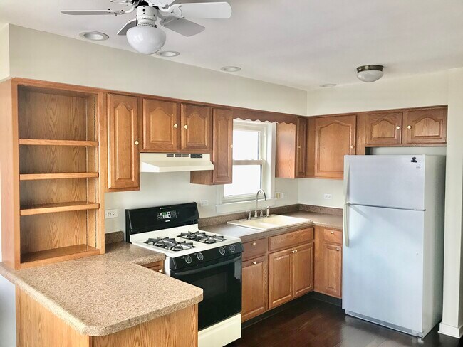 Foto del edificio - 5735 S Meade Ave