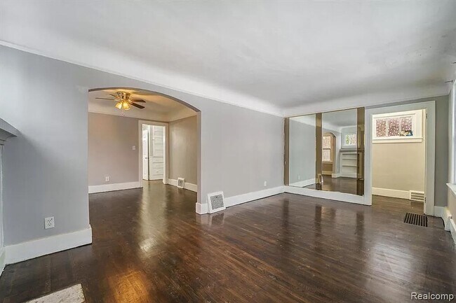 Building Photo - 14224 Forrer