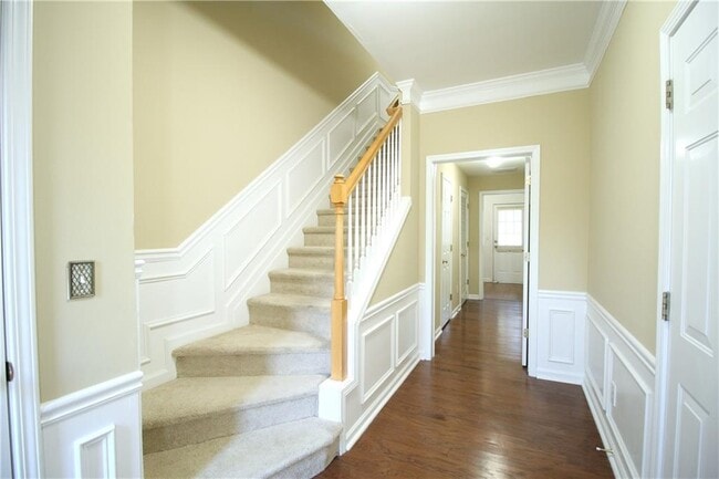 Foto del edificio - 3915 Howell Park Rd