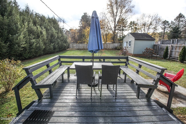 Building Photo - 10 Newark St