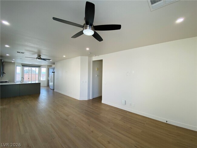 Foto del edificio - 8794 Timber Mesa St