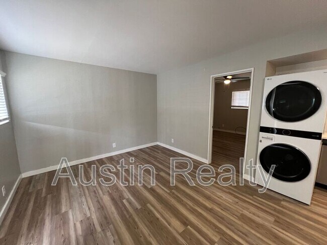 Foto del edificio - 4156 Folsom Ave