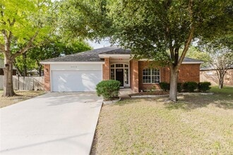 Building Photo - 6614 Bramber Ln