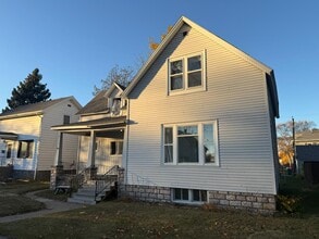 Building Photo - 1604 Mary St