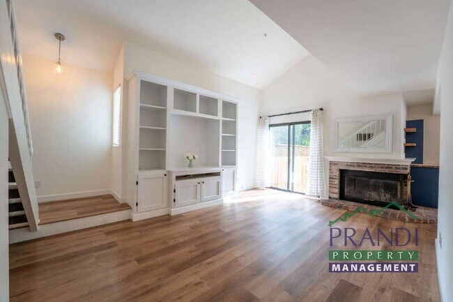 Foto del edificio - 25 Cedarwood Ln