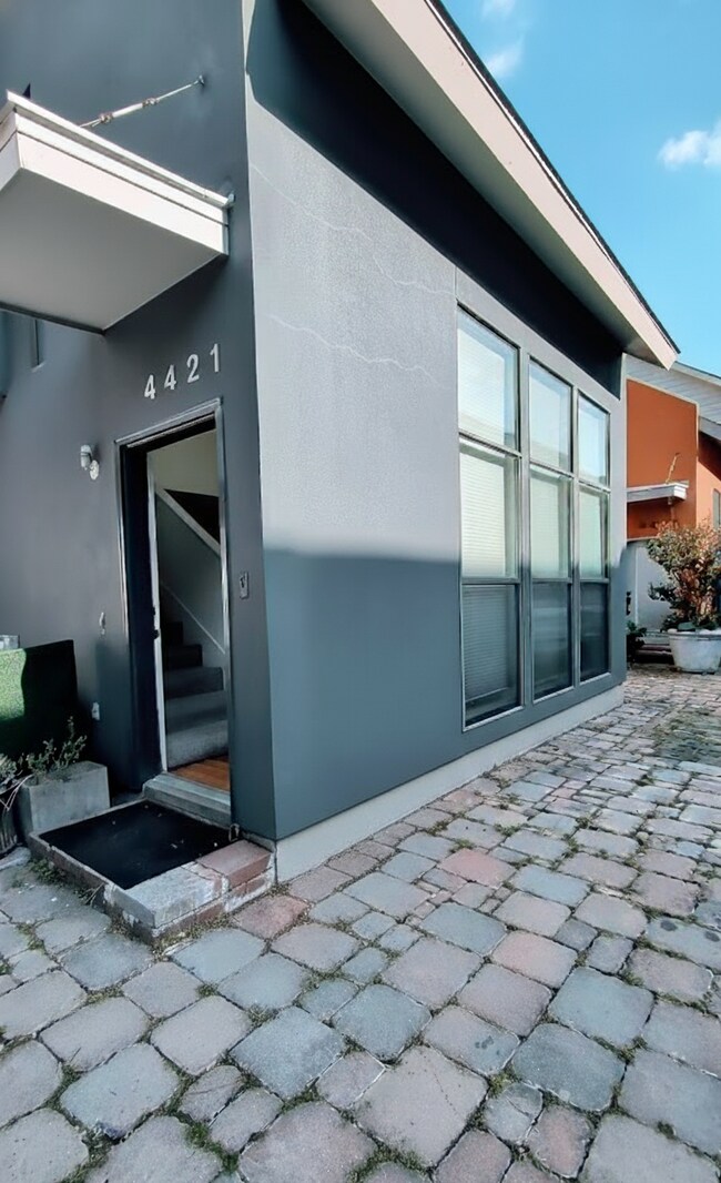 Foto del edificio - 4421 Eigel St