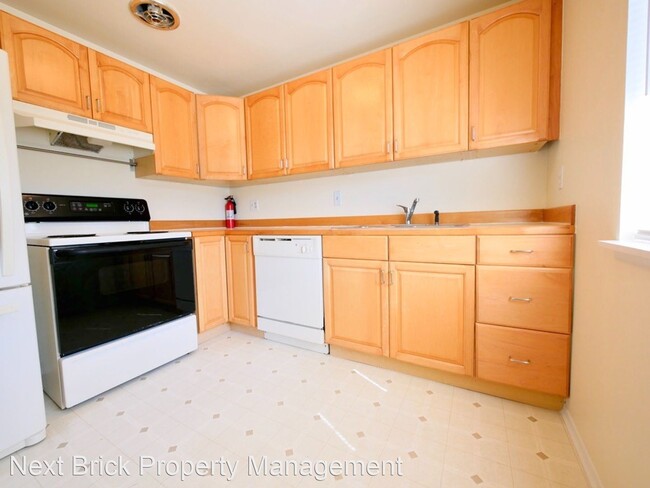 Foto del edificio - 2 br, 1 bath House - 9538 Interlake Ave N