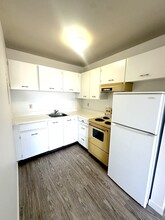 Building Photo - 776 Vaughan St