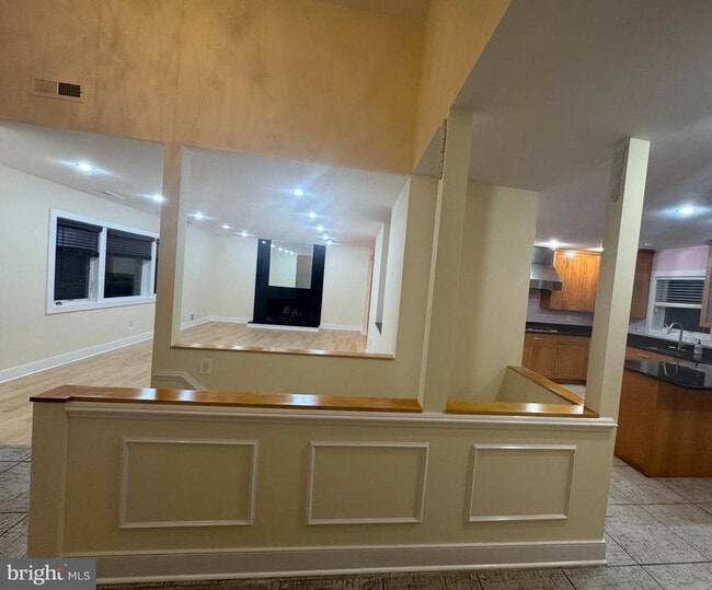 Building Photo - 7913 Charleston Ct