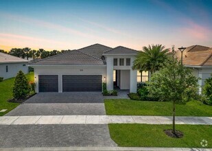 Building Photo - 5364 Siesta Key Ln