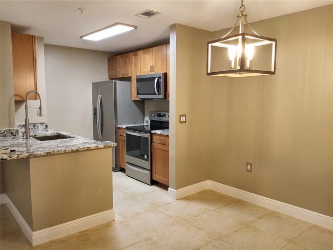 Building Photo - 8911 Manor Loop