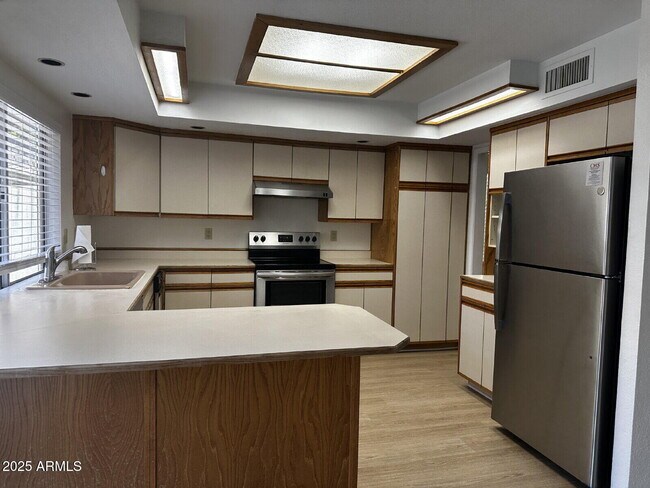 Foto del edificio - 966 E Morningstar Ln