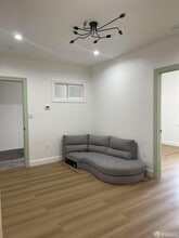 Building Photo - 1435 Newcomb Ave