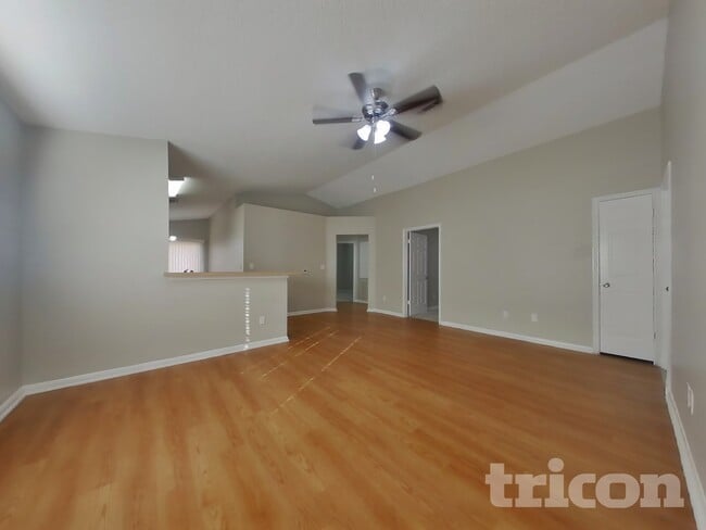 Building Photo - 3114 Boynton Dr