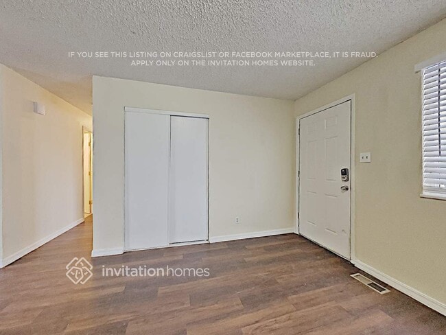 Foto del edificio - 5120 Worchester St