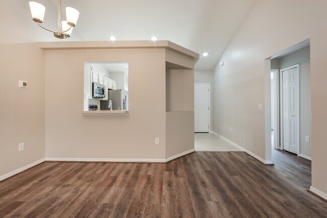 Foto del edificio - 11332 Moonshine Creek Cir