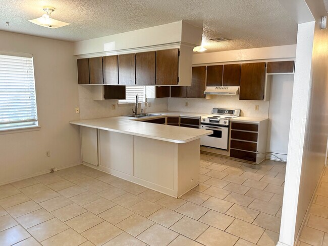 Foto del edificio - 4112 Mason Dr