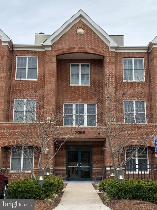 7055 Heritage Hunt Dr Unit 113, Gainesville, VA 20155 Room for Rent in Gainesville, VA