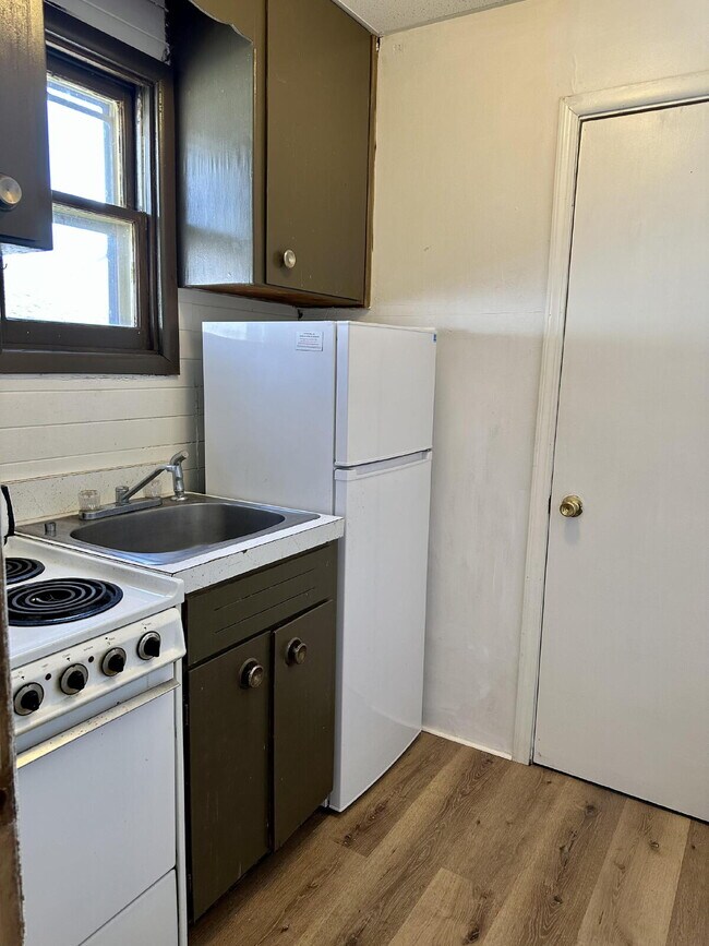 Foto del edificio - "Charming Studio Retreat with Modern Comforts in Virginia, MN!" (*accepts Section 8 tenants)
