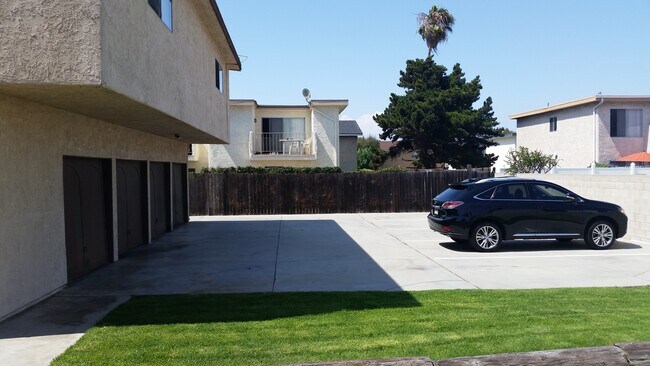 Foto del edificio - HOSKINS LANE (F)- ONE TIME RENT UP