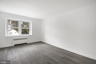 Building Photo - 837 Windermere Ave