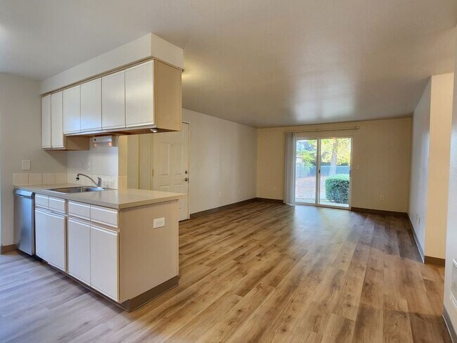 Foto del edificio - 1285 NW 183rd Ave