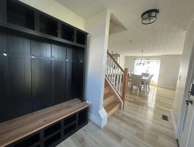 Foto del edificio - 161 West Ave