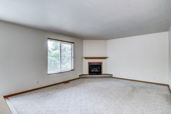 Building Photo - 13381 41st Ave