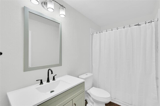 Foto del edificio - 1407 Kent St