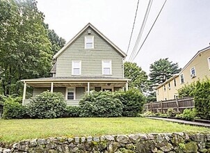 Building Photo - 7 Hillside Ave