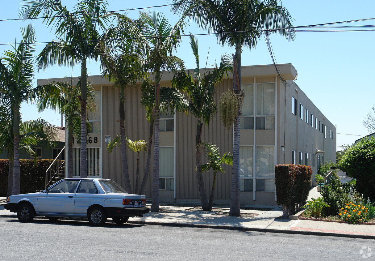 Primary Photo - 1268 E Meta St