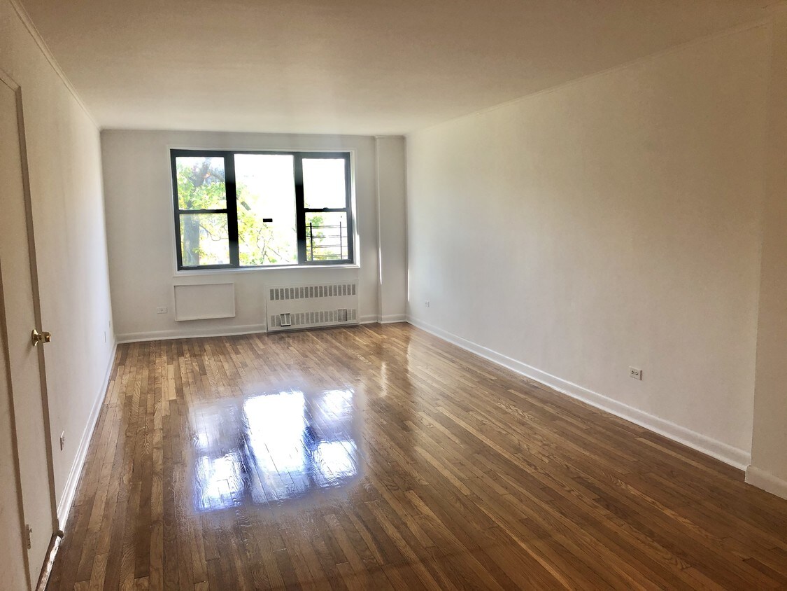 Sala de estar - 6495 Broadway
