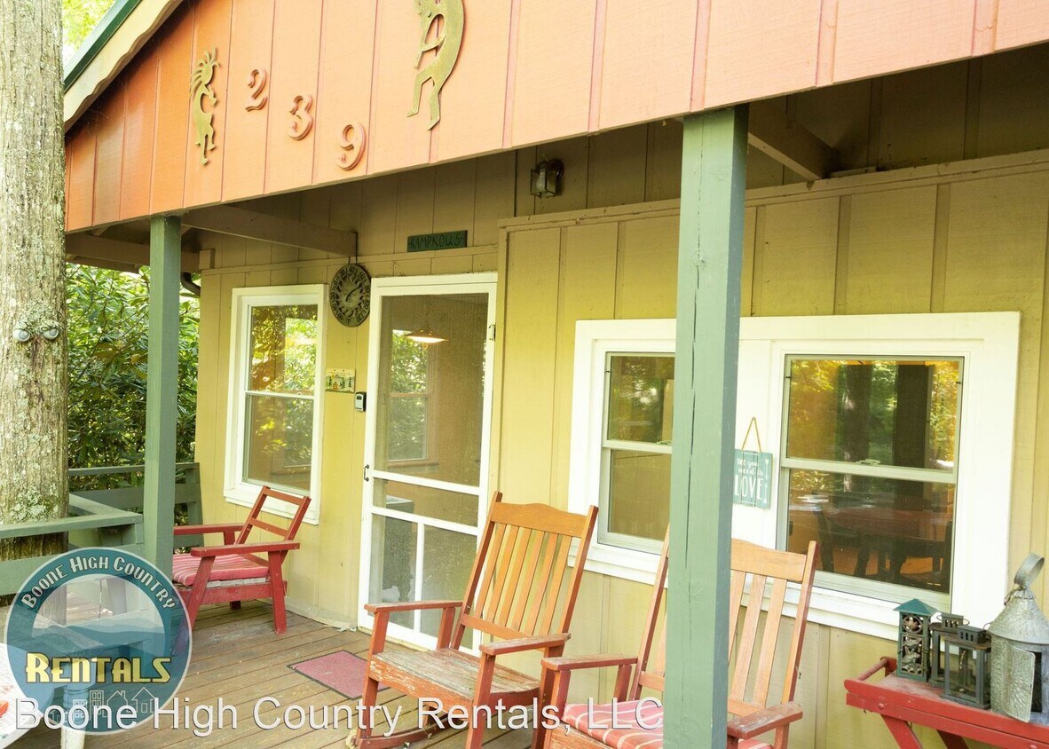 Primary Photo - 2 br, 1.5 bath House - 239 River Hollow Rd