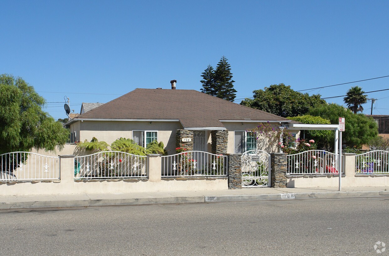 Foto del edificio - 708-716 2nd St