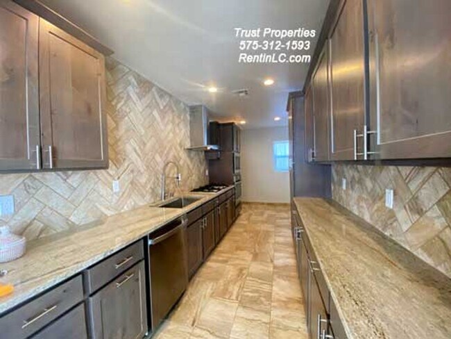 Foto del edificio - Beautiful Remodeled SFH close to Pioneer Park