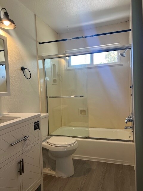 Foto del edificio - 4861 Saginaw Cir