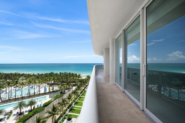Building Photo - 9601 Collins Ave