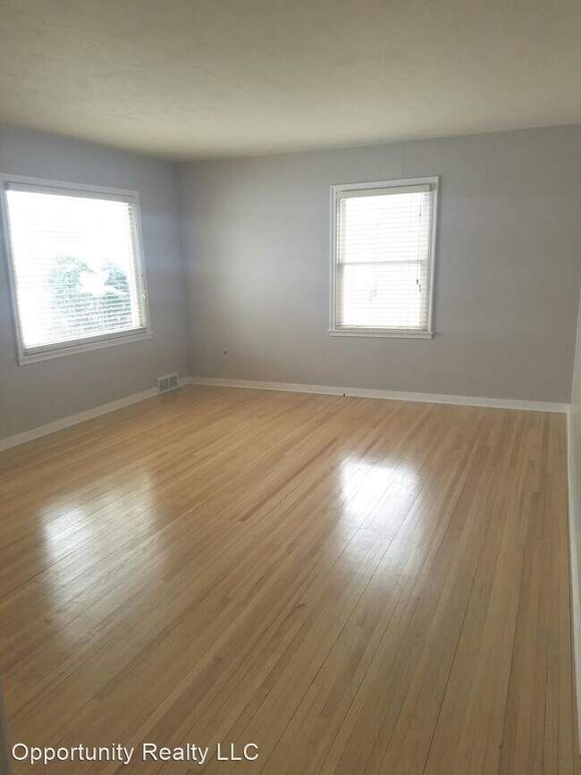 Foto del edificio - 3 br, 2 bath House - 1516 8th Ave NE