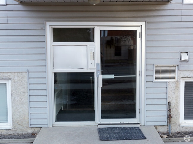 Building Photo - Grandin