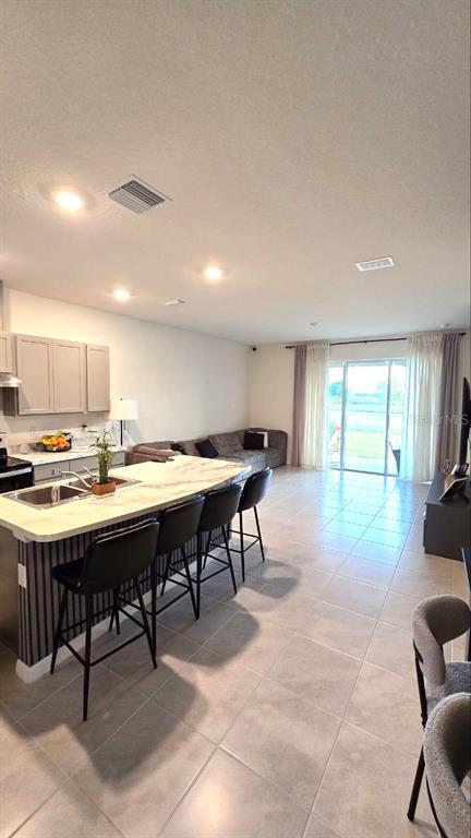 Foto del edificio - 2194 Tay Wes Dr