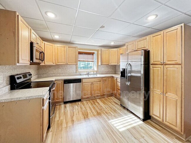 Foto del edificio - 1585 W Southern Ave