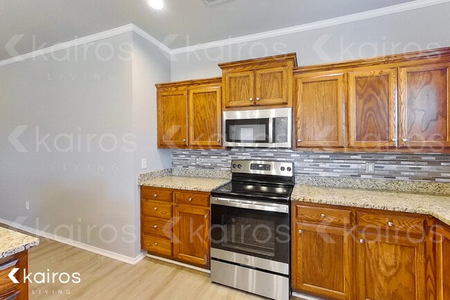 Building Photo - 9822 Prather Ave