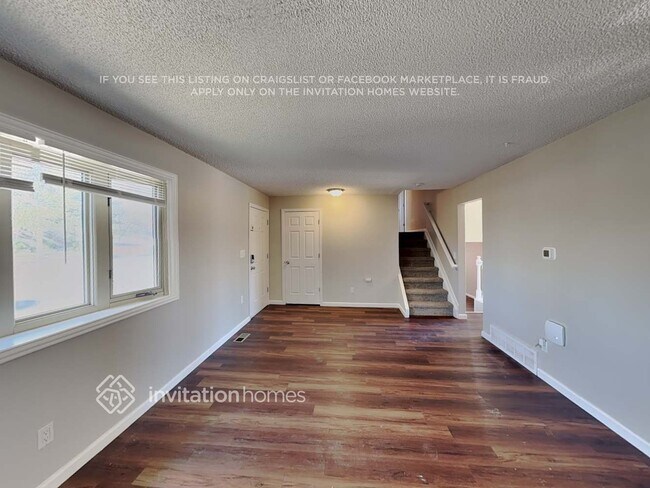 Building Photo - 10976 Jay St
